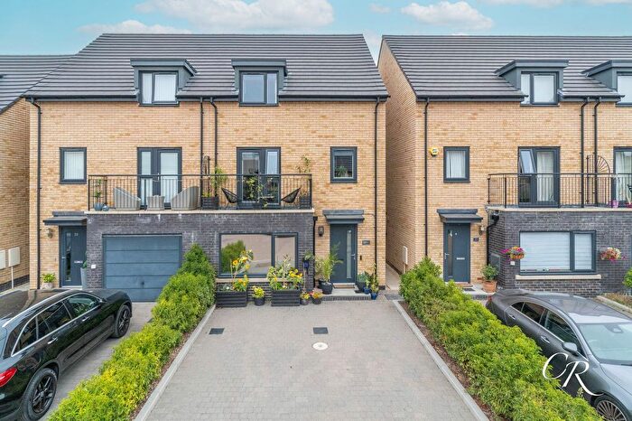 4 Bedroom Property For Sale In Cordwainers Road, Cheltenham, GL52