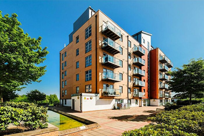 2 Bedroom Flat To Rent In Marquess Heights, Queen Mary Avenue, South Woodford, E18