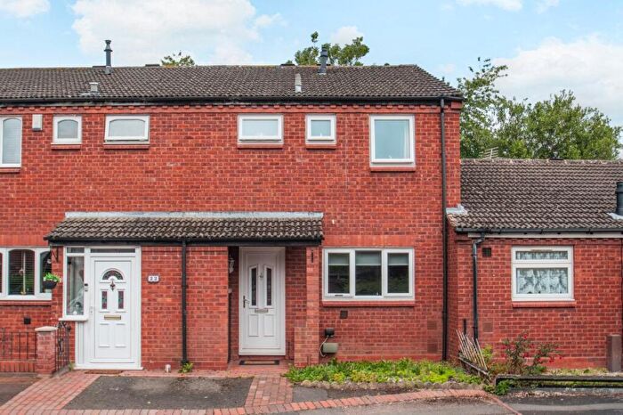 3 Bedroom Terraced House For Sale In Upper Field Close, Redditch, Worcestershire, B98