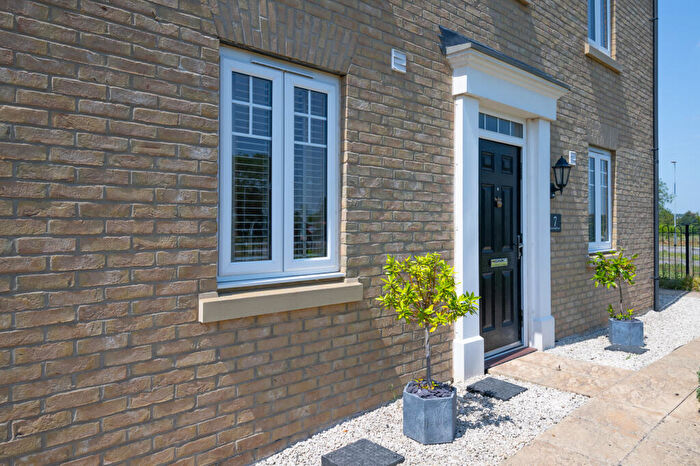 4 Bedroom Semi Detached House To Rent In Great Hall Drive, Bury St Edmunds, Suffolk, IP32
