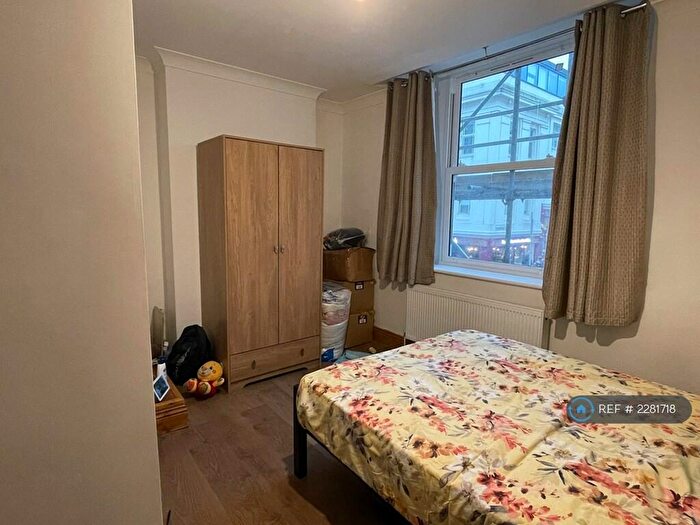 1 Bedroom Flat To Rent In West Street, Brighton, BN1