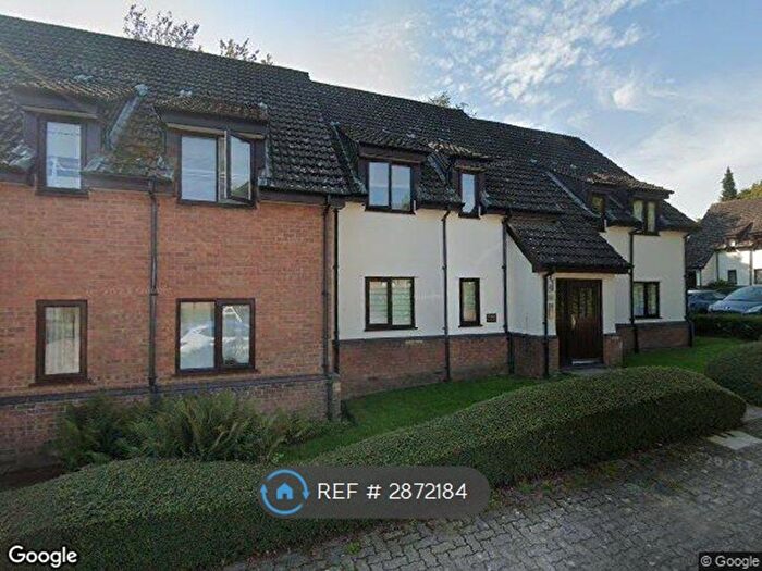 2 Bedroom Flat To Rent In Marlborough Road, Swindon, SN3