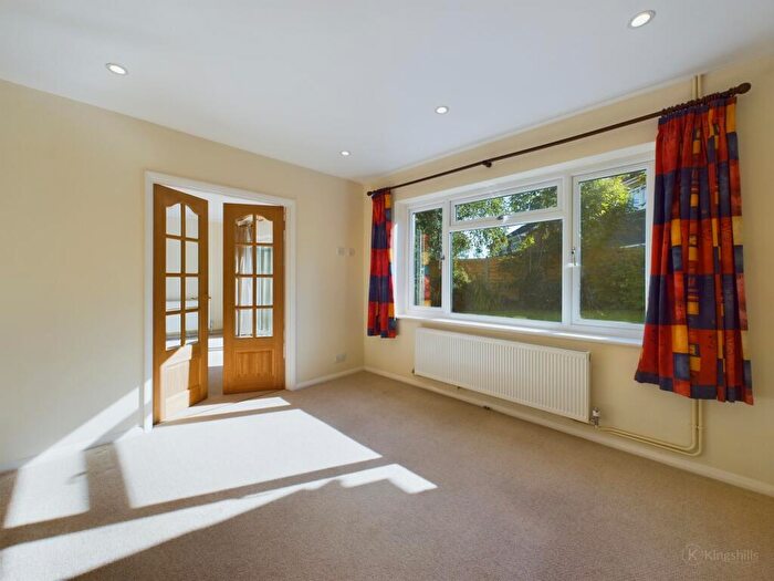 4 Bedroom Detached House For Sale In New Road, Little Kingshill, Great Missenden, Buckinghamshire, HP16
