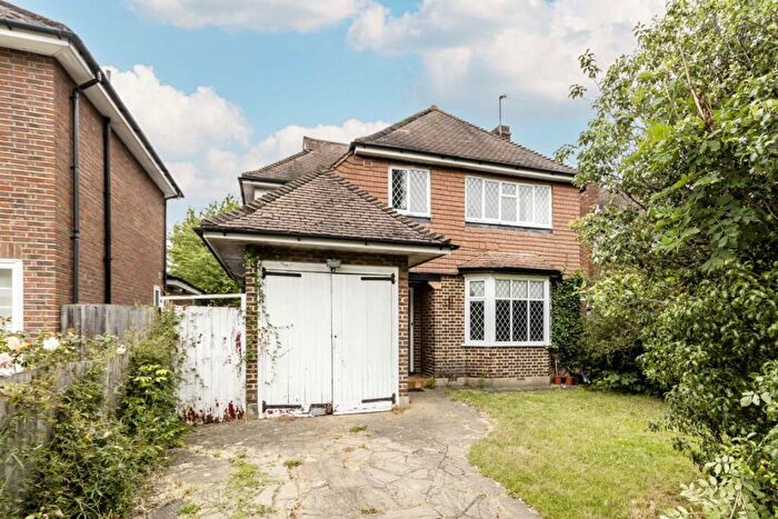 4 Bedroom Detached House To Rent In Denleigh Gardens, Thames Ditton, KT7