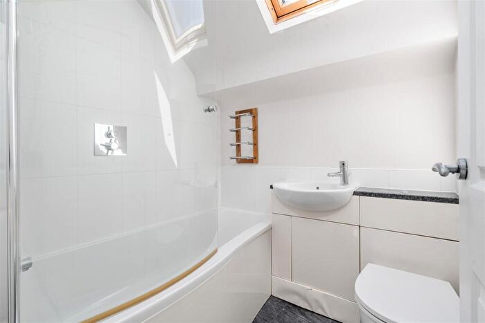 4 Bedroom Detached Bungalow For Sale In Stratford Road, Hockley Heath, Solihull, B94