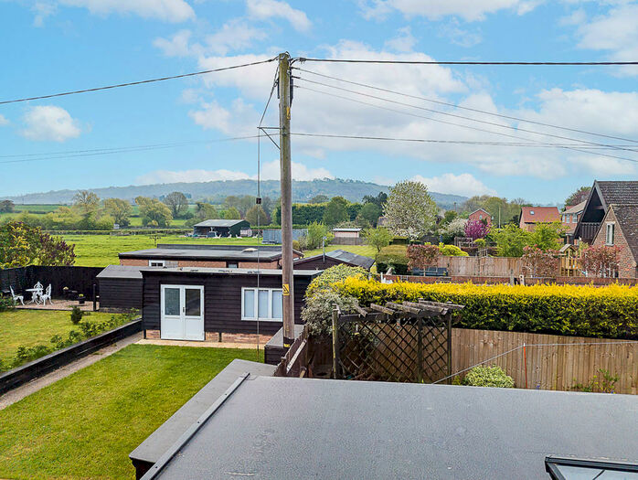 3 Bedroom Semi-Detached House For Sale In Royal Mead, HP17