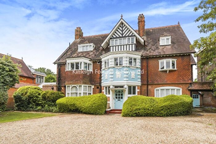 2 Bedroom Flat For Sale In Wickham Road, Beckenham, BR3