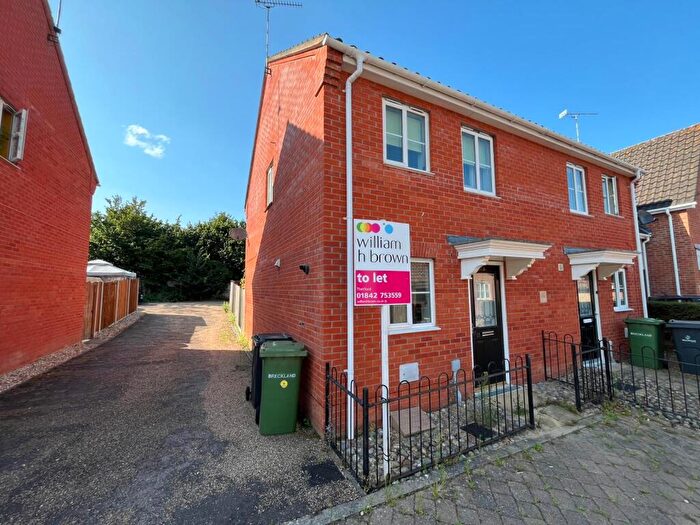 2 Bedroom Semi-Detached House To Rent In Pennycress Drive, Thetford, IP24