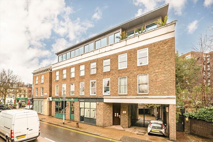 2 Bedroom Flat To Rent In Battersea Church Road, London, SW11