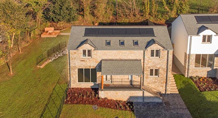 4 Bedroom Detached House For Sale In Kingswood, Pentewan Valley, PL26