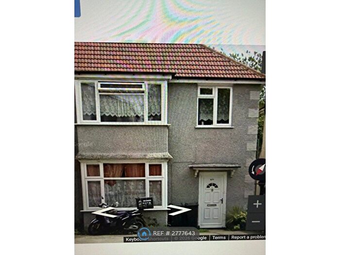 2 Bedroom Flat To Rent In London Road, Isleworth, TW7