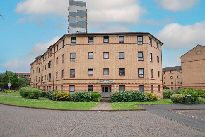 2 Bedroom Flat For Sale In Grovepark Gardens, Glasgow, G20