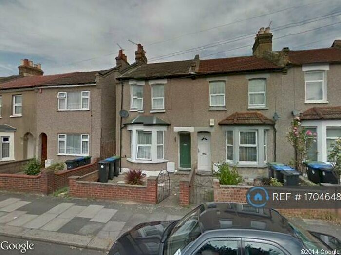 3 Bedroom Terraced House To Rent In Connop Road, Enfield Highway, EN3