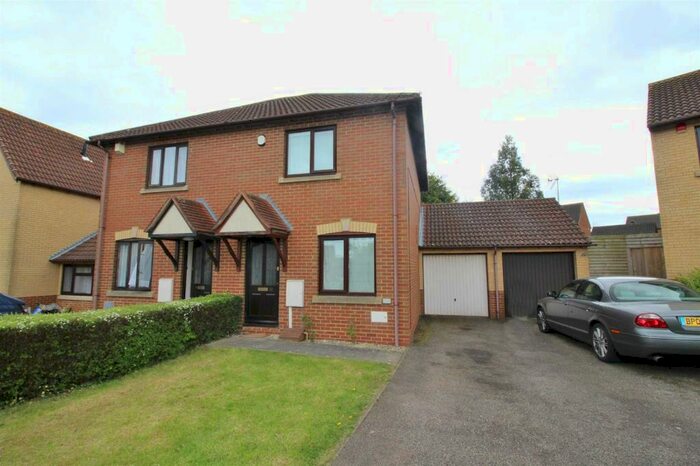 2 Bedroom Semi-Detached House To Rent In Fordcombe Lea, Kents Hill, Milton Keynes, MK7
