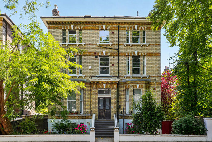 3 Bedroom Maisonette For Sale In King Henry's Road, Primrose Hill, NW3