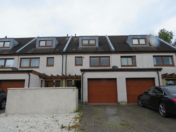 4 Bedroom Semi-Detached House To Rent In New Abbey Road, Gartcosh, G69