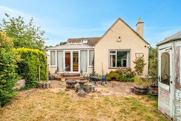 2 Bedroom Bungalow For Sale In Nursery Drive, Brimscombe, Stroud, GL5
