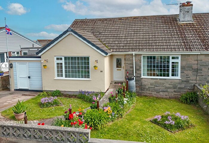4 Bedroom Semi Detached Bungalow For Sale In Grange Road, Paignton, TQ4