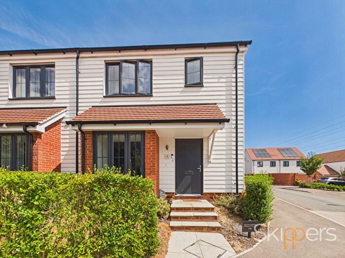 3 Bedroom Semi-Detached House For Sale In Meadow View, Sellindge, TN25