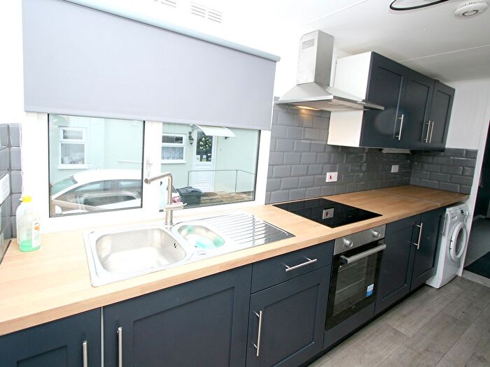 2 Bedroom Mobile/park Home For Sale In Yew Tree Park Homes, Ashford, TN27