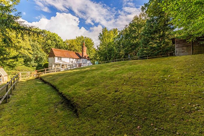 2 Bedroom Detached House For Sale In Jumps Road, Churt, Farnham, Surrey, GU10