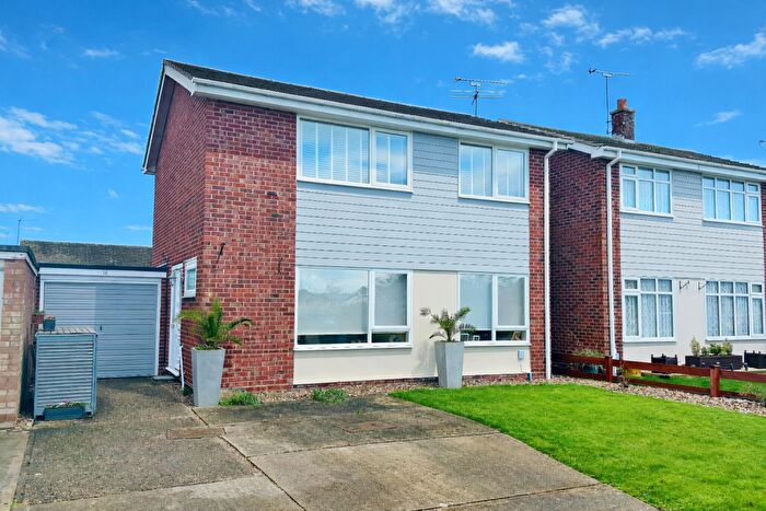 3 Bedroom Detached House For Sale In Horsey Road, Kirby-le-Soken, CO13