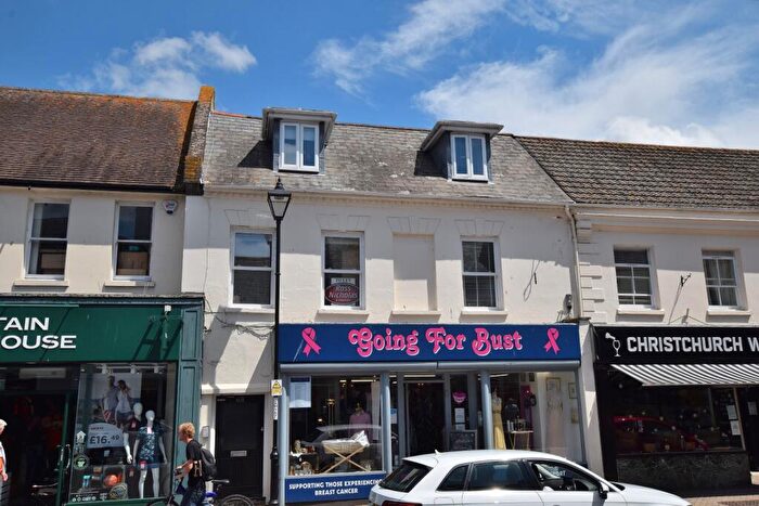 2 Bedroom Maisonette For Sale In High Street, Christchurch, Dorset., BH23