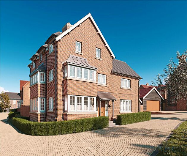4 Bedroom Detached House For Sale In The Brooks, Burghfield Common, Reading, Berkshire, RG7