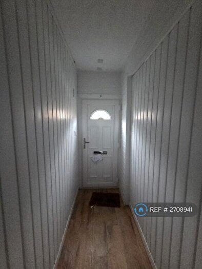 3 Bedroom Flat To Rent In Auchinleck, Cumnock, KA18