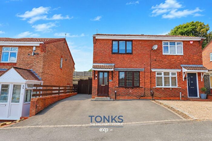 2 Bedroom Semi-Detached House For Sale In Harvest Close, Dudley, DY3