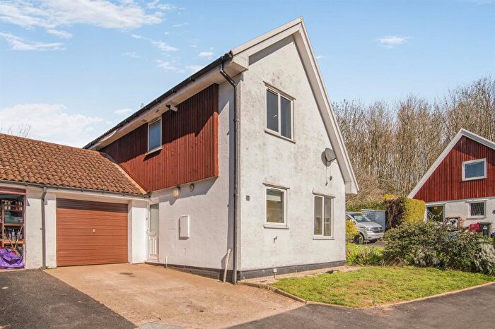 3 Bedroom Detached House For Sale In Claypatch Road, Wyesham, Monmouth, NP25