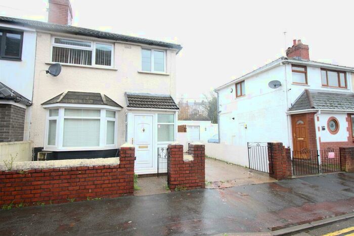 3 Bedroom Semi-Detached House To Rent In Ailesbury Street, Newport, NP20