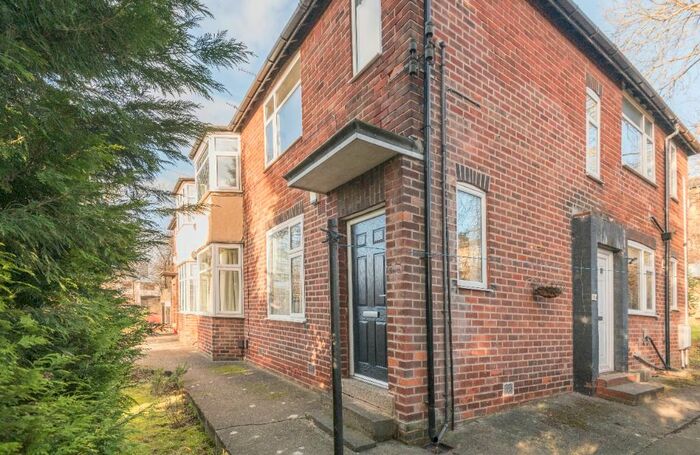 2 Bedroom Flat To Rent In Garmont Road, Chapel Allerton, Leeds LS7