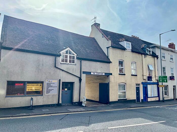 2 Bedroom Flat To Rent In London Road, Worcester, WR5