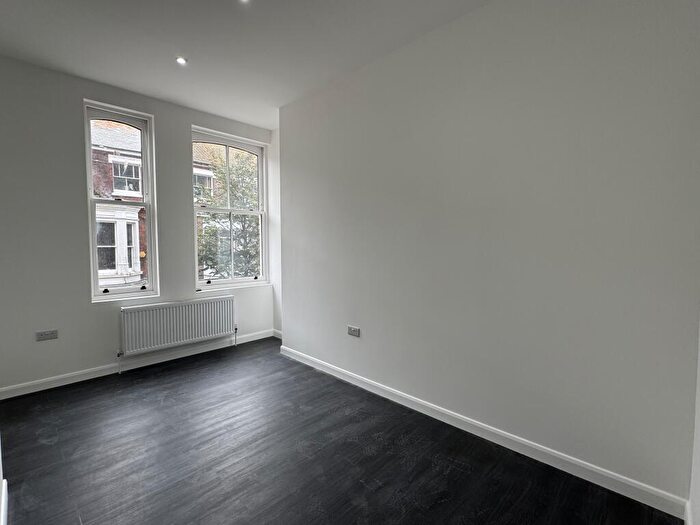 3 Bedroom Flat To Rent In London Road North, Lowestoft, NR32