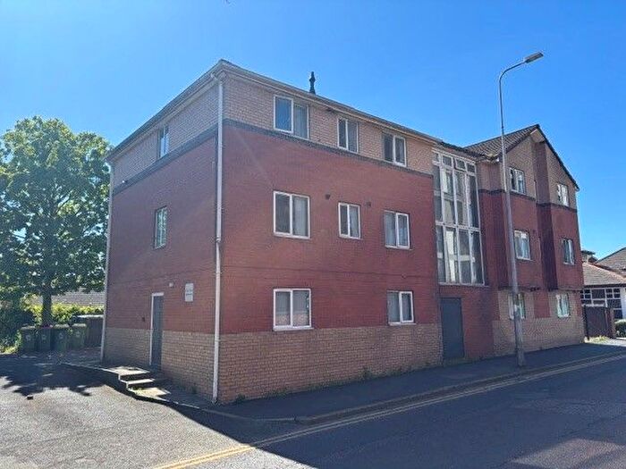 1 Bedroom Flat To Rent In Chadderton Court, Percy Street, Preston, Lancashire, PR1