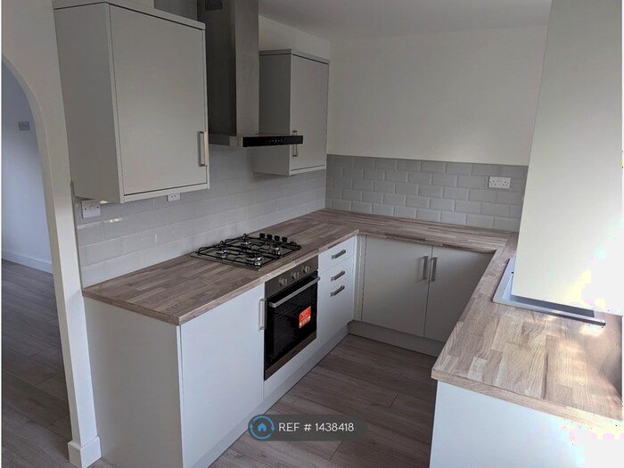 2 Bedroom End Of Terrace House To Rent In Roman Hill, Wigston, LE18