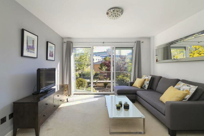 1 Bedroom Flat To Rent In Welles Court, , Canary Wharf, London, E14