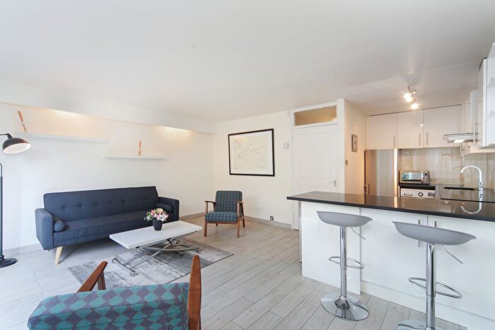 2 Bedroom Flat To Rent In Kendal Steps, London, W2