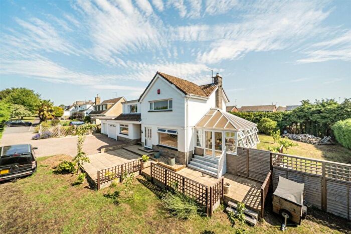 4 Bedroom Detached House For Sale In Chestnut Springs, Lydiard Millicent, Swindon, SN5