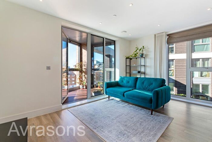 2 Bedroom Apartment To Rent In York Road, Battersea, SW11