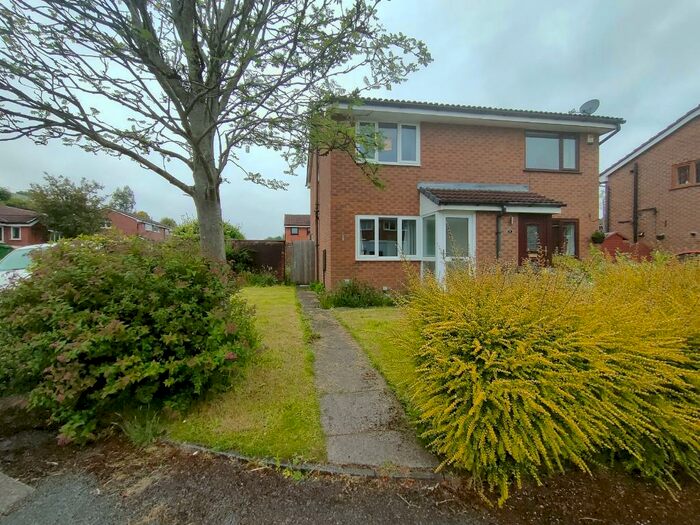 2 Bedroom Semi-Detached House To Rent In Dunchurch Close, Lostock, Bolton, BL6