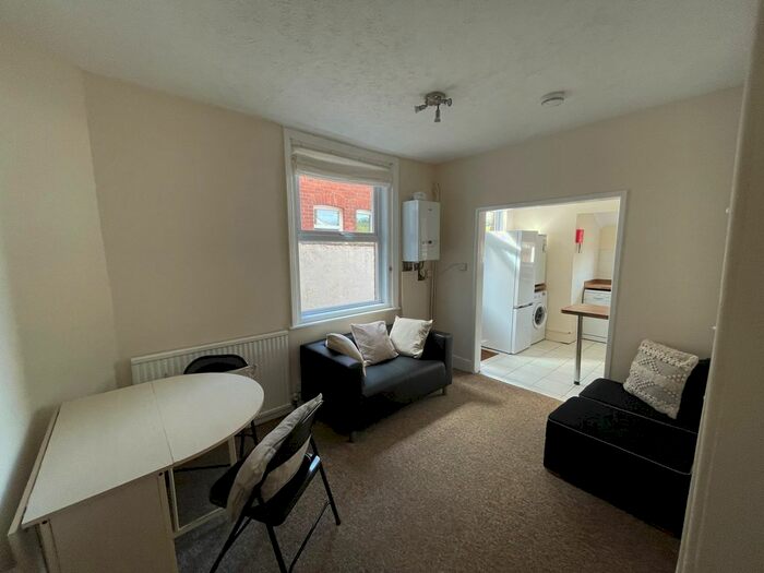 1 Bedroom Terraced House To Rent In Cowley Bridge Road, Exeter, EX4