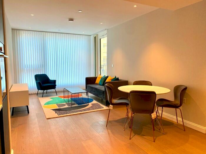 2 Bedroom Apartment To Rent In Kennington Lane, London, SE11