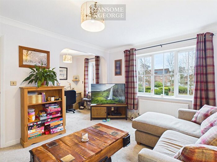 4 Bedroom Terraced House For Sale In Bronze Close, Beggarwood, Basingstoke, Hampshire, RG22