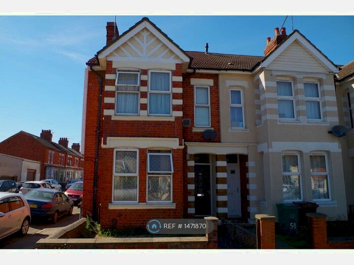 2 Bedroom Flat To Rent In Spencer Bridge Road, Northampton, NN5
