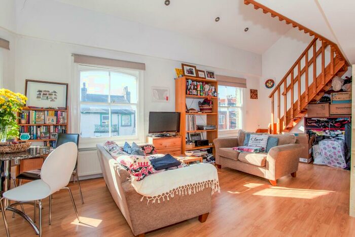 1 Bedroom Apartment To Rent In Hills Road, Cambridge, CB2