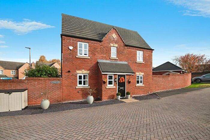 3 Bedroom Detached House For Sale In Parish Drive, Tipton, DY4