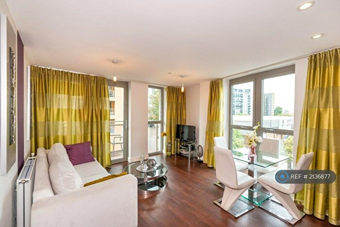 2 Bedroom Flat To Rent In Venice Corte, London, SE13