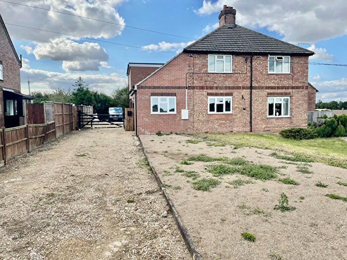 3 Bedroom Semi-Detached House For Sale In Beck Bank, Quadring Fen, PE11